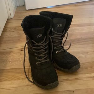 UGG SNOW BOOTS